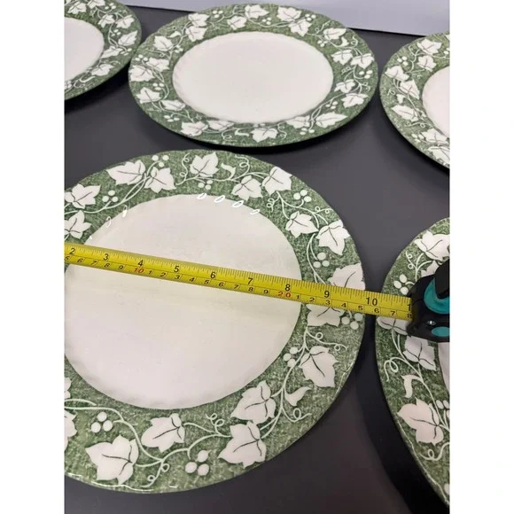 Vintage Green Ivy Leaf Dinner Plates Set of 6 Scalloped Edge Ceramic 10.5 Inch - Picture 6 of 6
